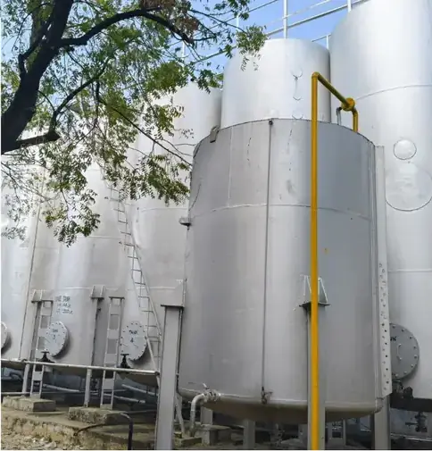 Oil storage tanks